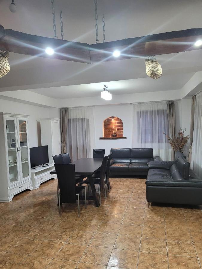 Casa Floare De Colt Hotel Cartisoara Exterior photo